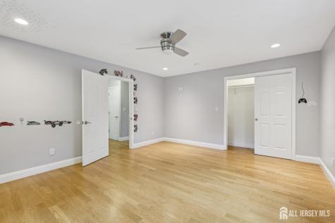 364 Grandview Avenue Piscataway NJ 08854