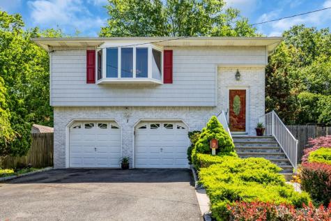 7 S Brook Drive Milltown NJ 08850