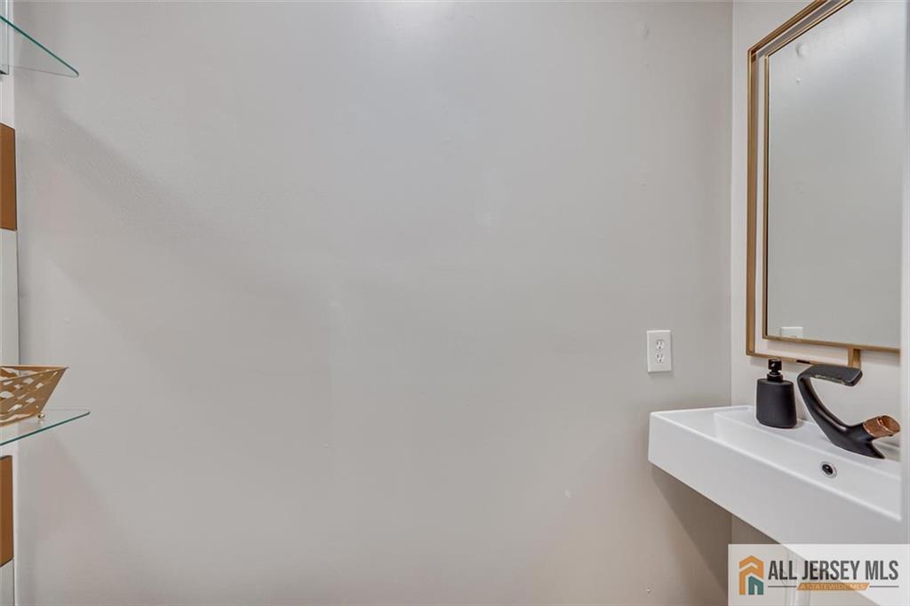46 Covington Court East Brunswick NJ 08816
