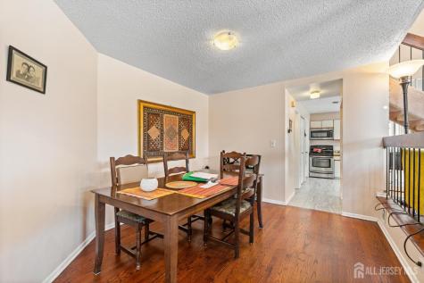 544 Westgate Drive Edison NJ 08820