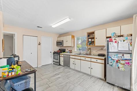 544 Westgate Drive Edison NJ 08820