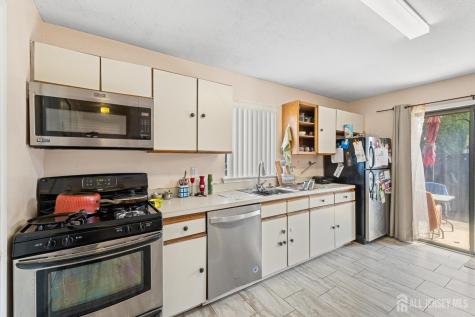 544 Westgate Drive Edison NJ 08820