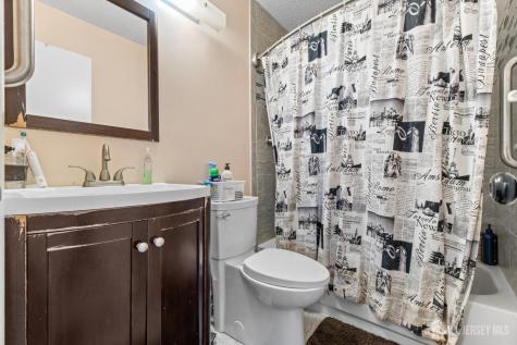 544 Westgate Drive Edison NJ 08820