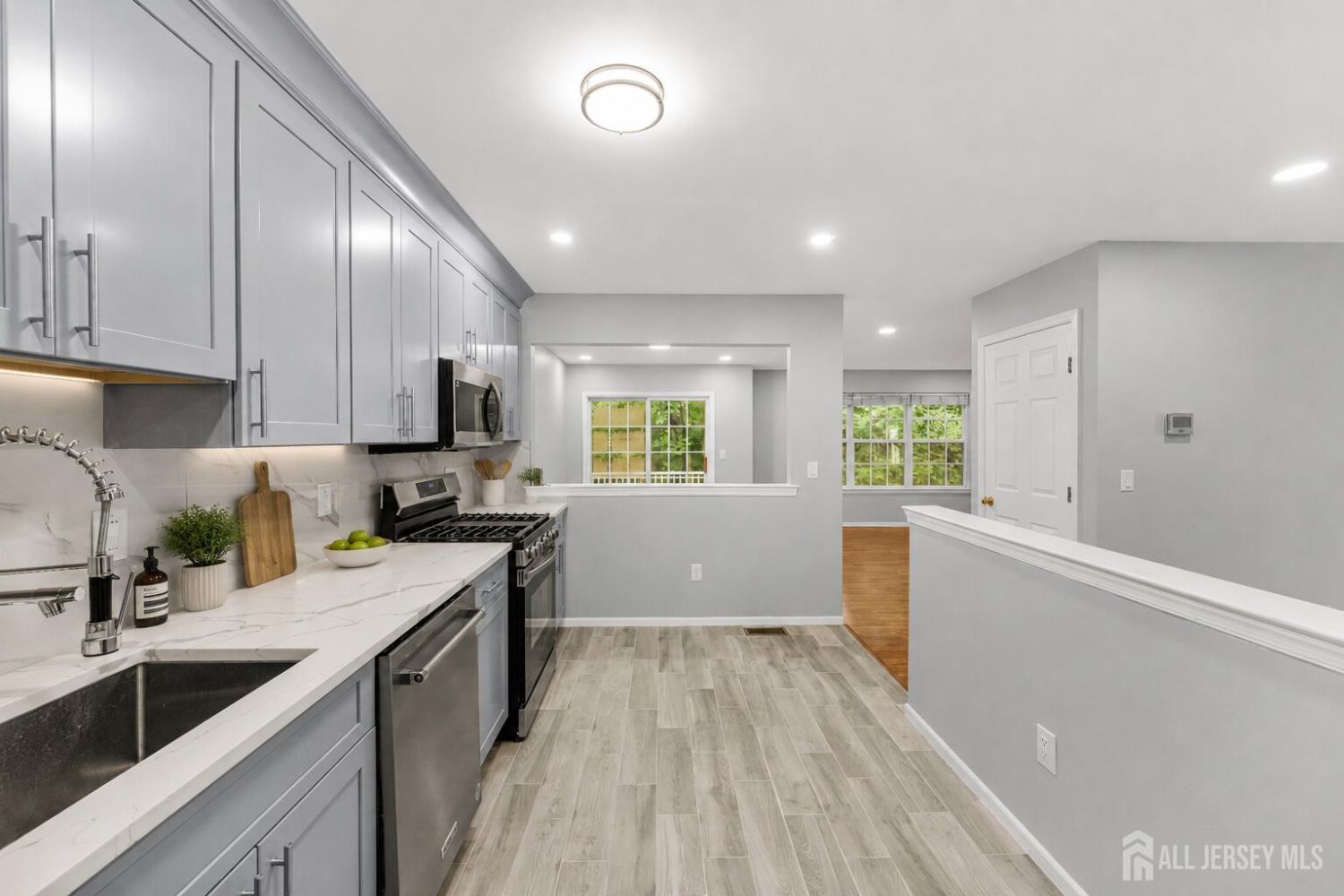 259 Retta Court Piscataway NJ 08854