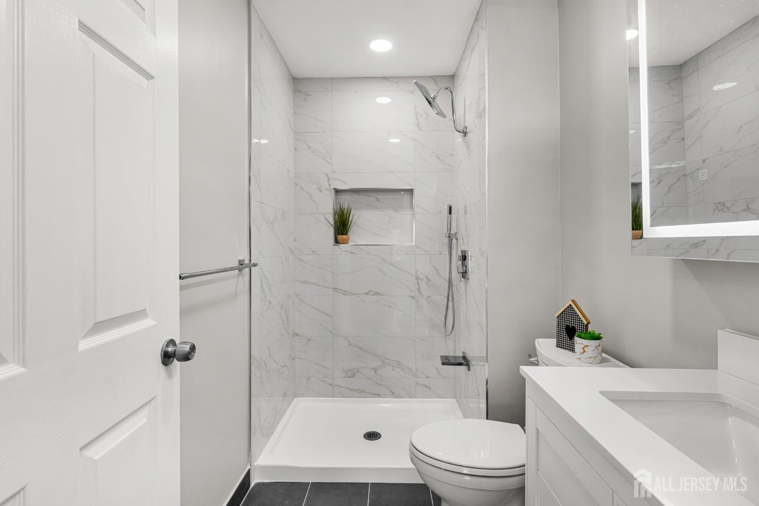 259 Retta Court Piscataway NJ 08854