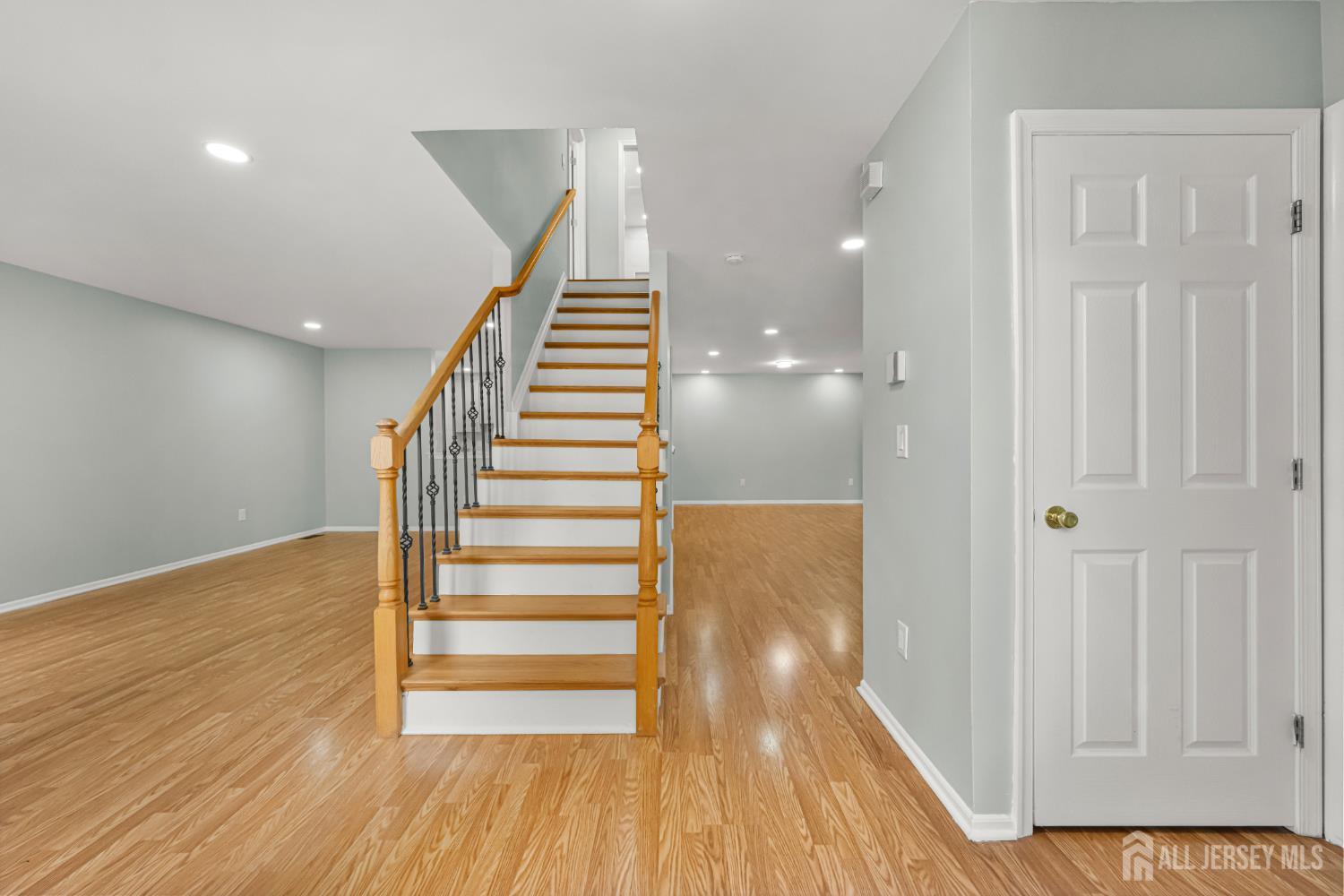 259 Retta Court Piscataway NJ 08854