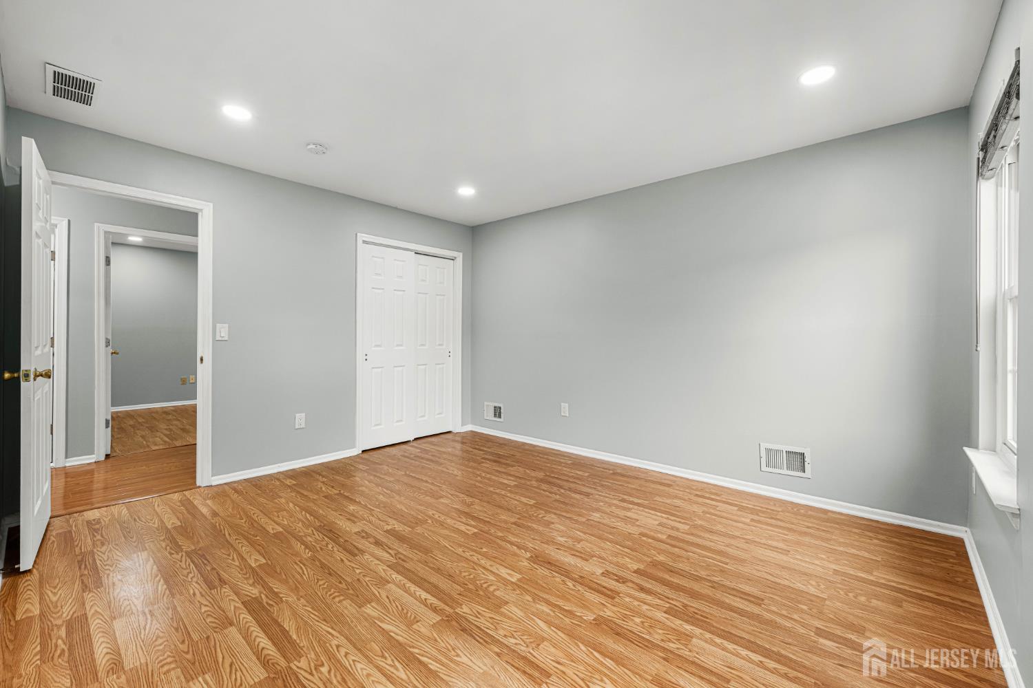 259 Retta Court Piscataway NJ 08854