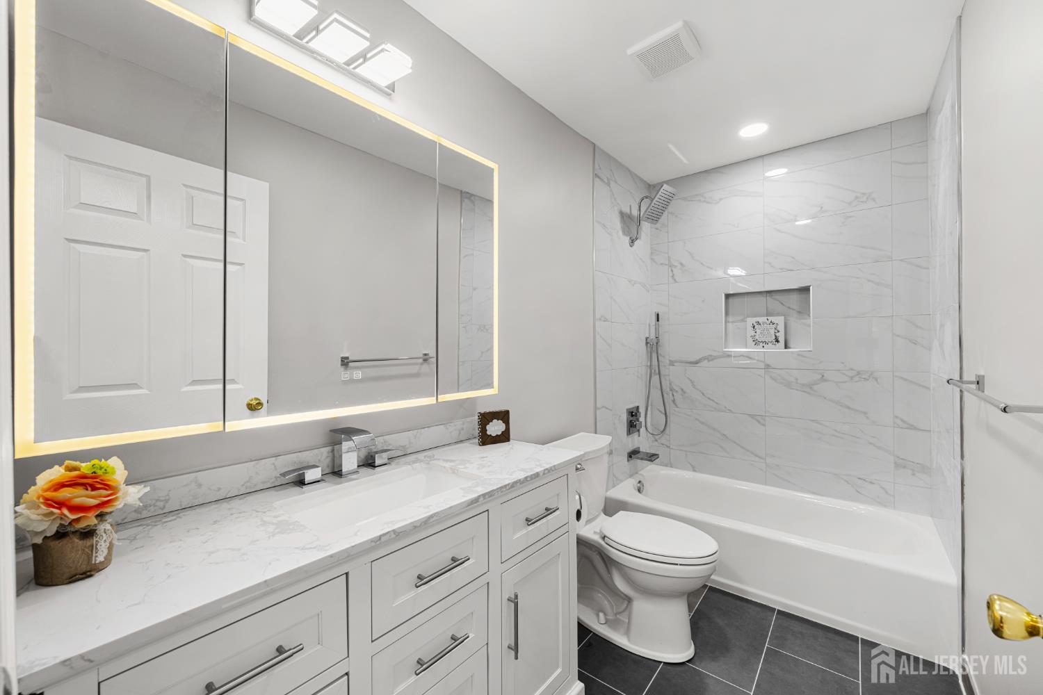 259 Retta Court Piscataway NJ 08854