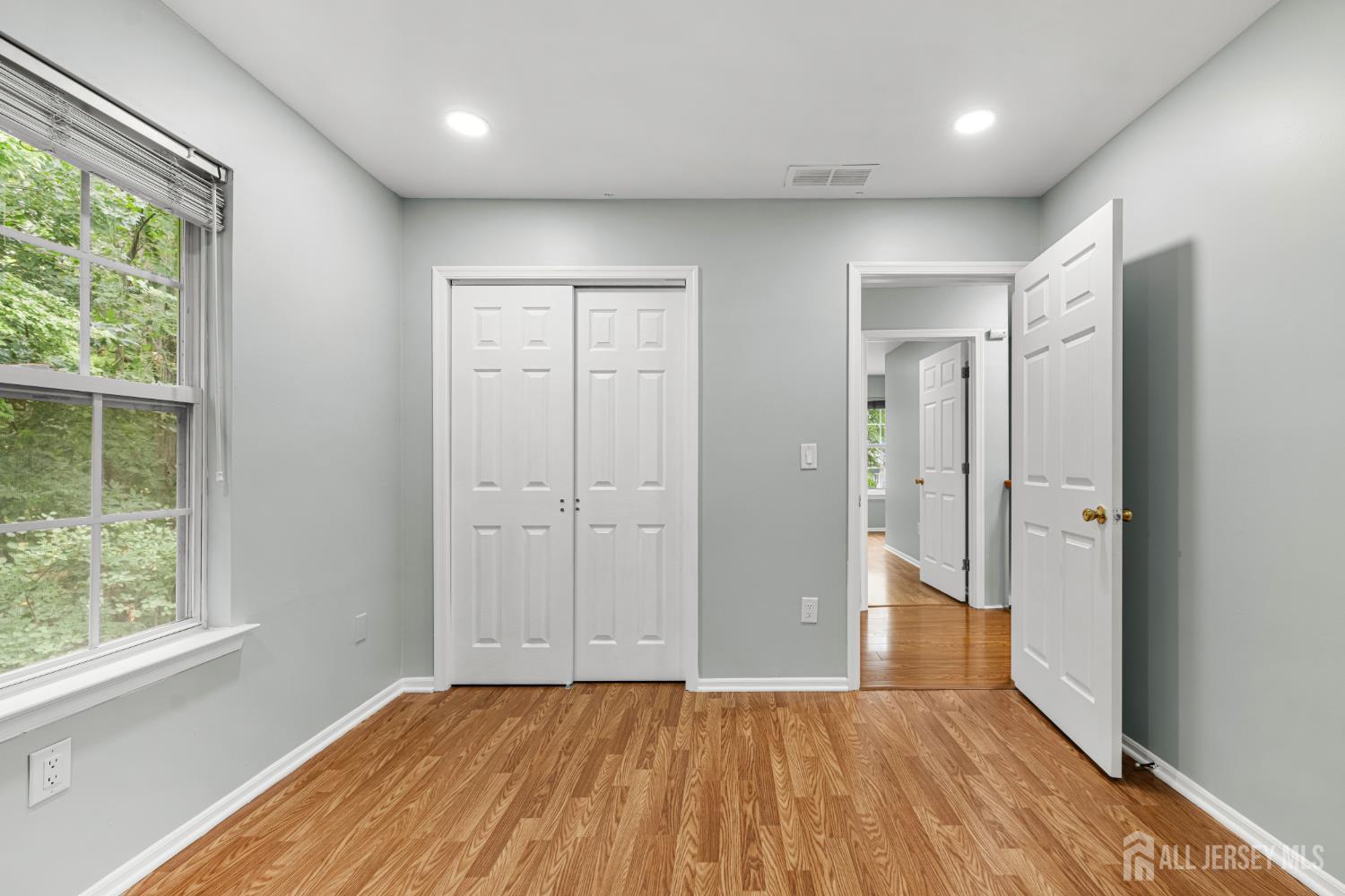 259 Retta Court Piscataway NJ 08854