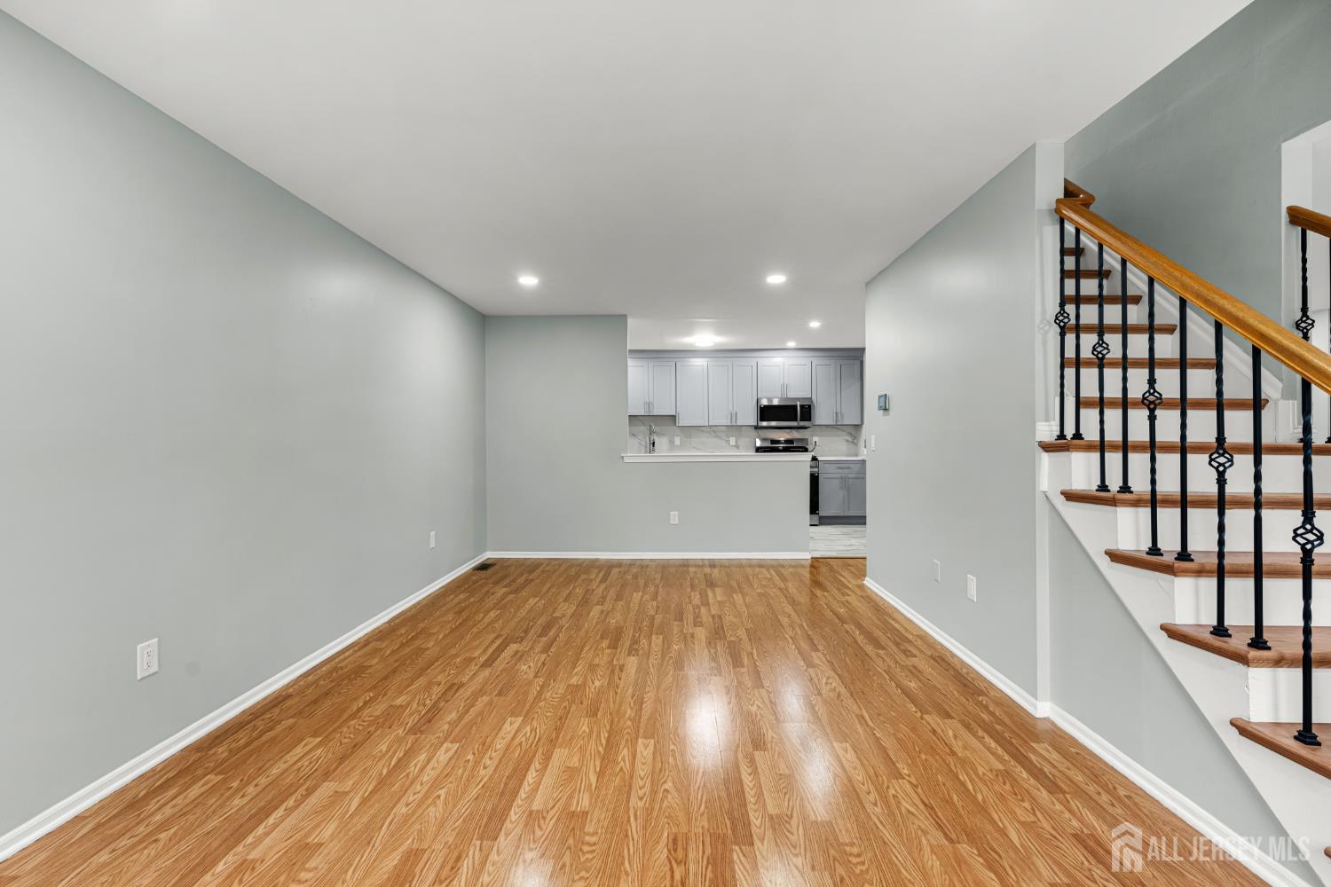 259 Retta Court Piscataway NJ 08854