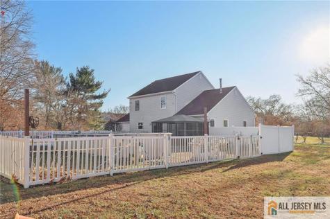 321 Snowgoose Lane Harrison NJ 08062