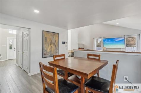 321 Snowgoose Lane Harrison NJ 08062
