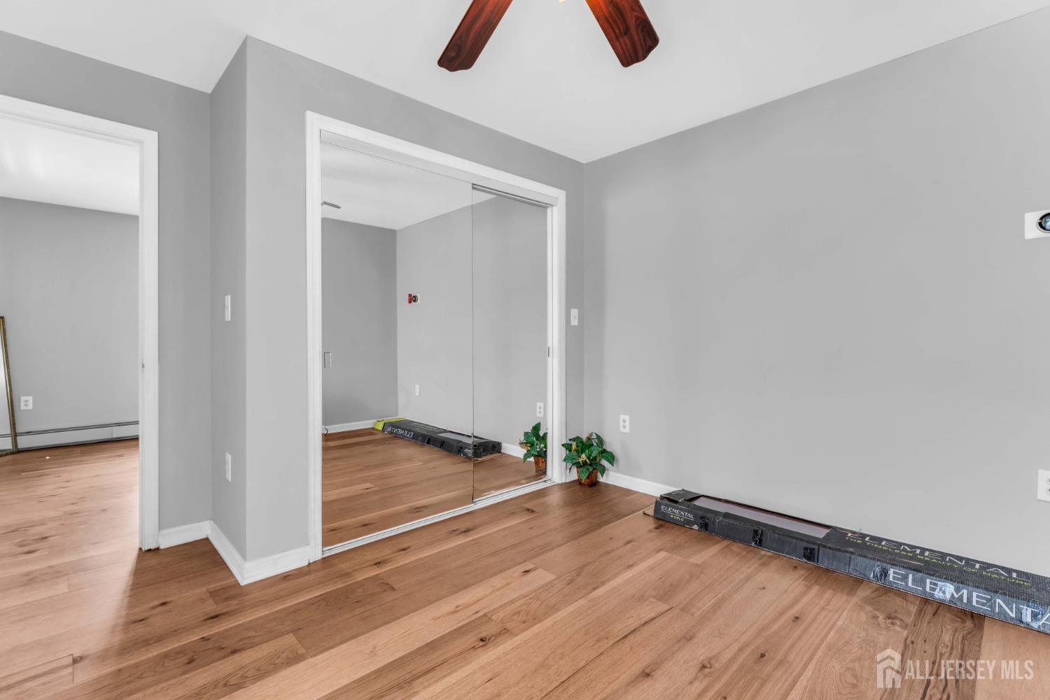 12 Jacobson Street Sayreville NJ 08872