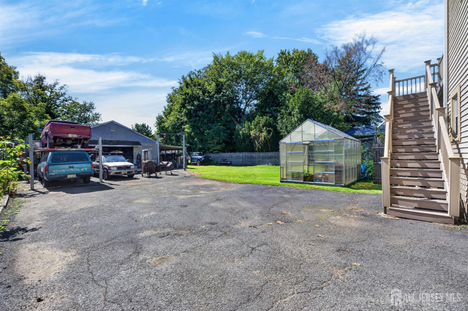 488 Harris Avenue Middlesex NJ 08846