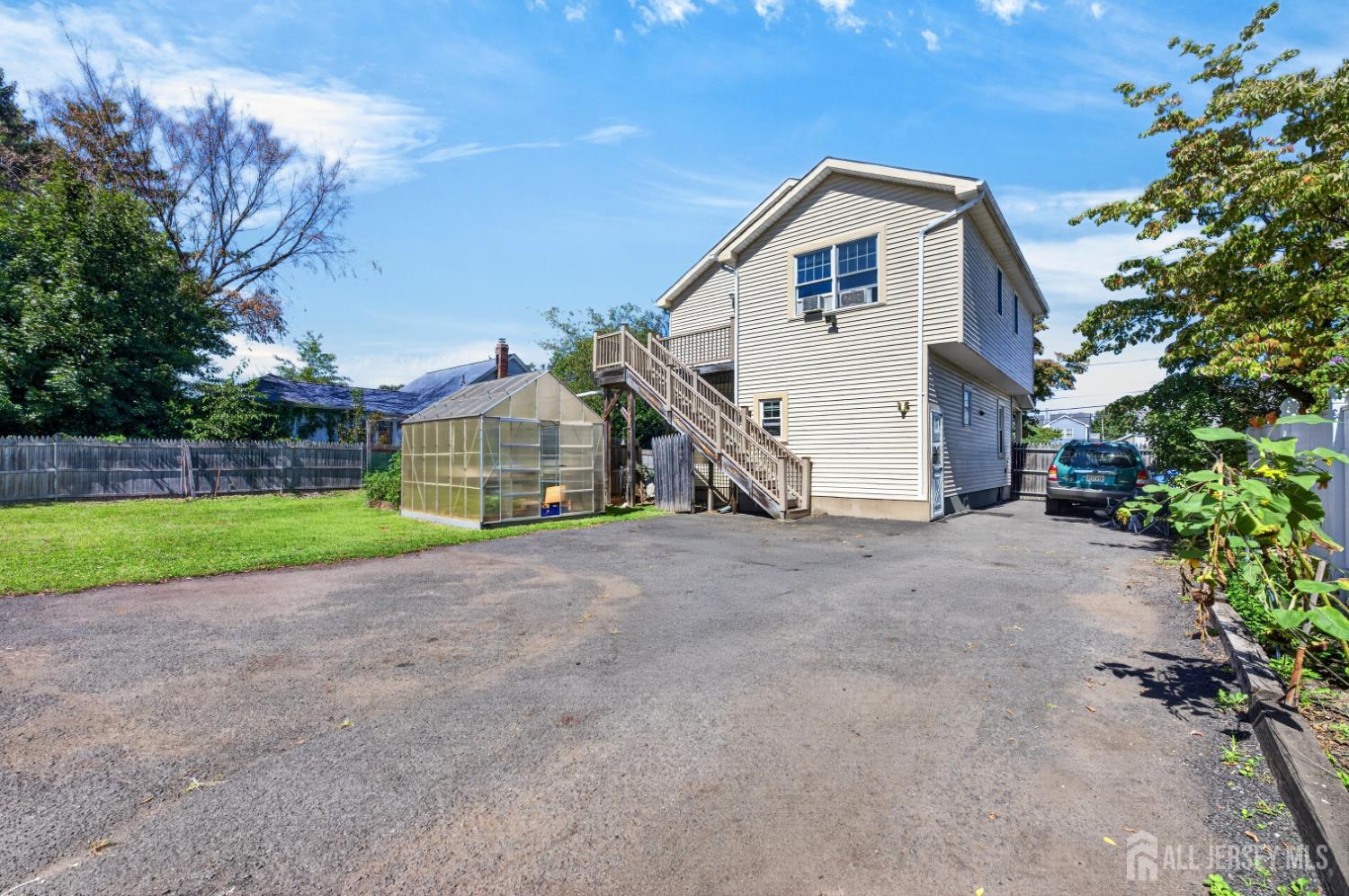 488 Harris Avenue Middlesex NJ 08846