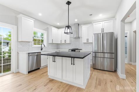 1270 Barkley Place North Brunswick NJ 08902