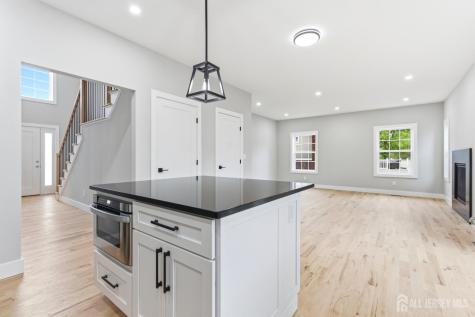 1270 Barkley Place North Brunswick NJ 08902