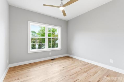 1270 Barkley Place North Brunswick NJ 08902