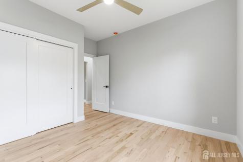 1270 Barkley Place North Brunswick NJ 08902