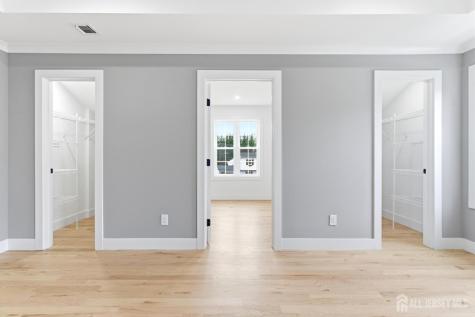 1270 Barkley Place North Brunswick NJ 08902
