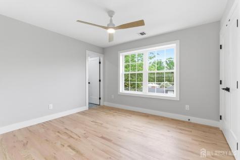 1270 Barkley Place North Brunswick NJ 08902