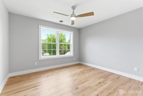 1270 Barkley Place North Brunswick NJ 08902