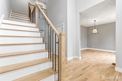 1270 Barkley Place North Brunswick NJ 08902