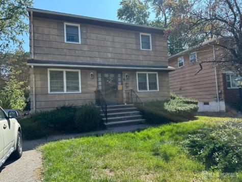 8 Richard Avenue West Caldwell NJ 07006