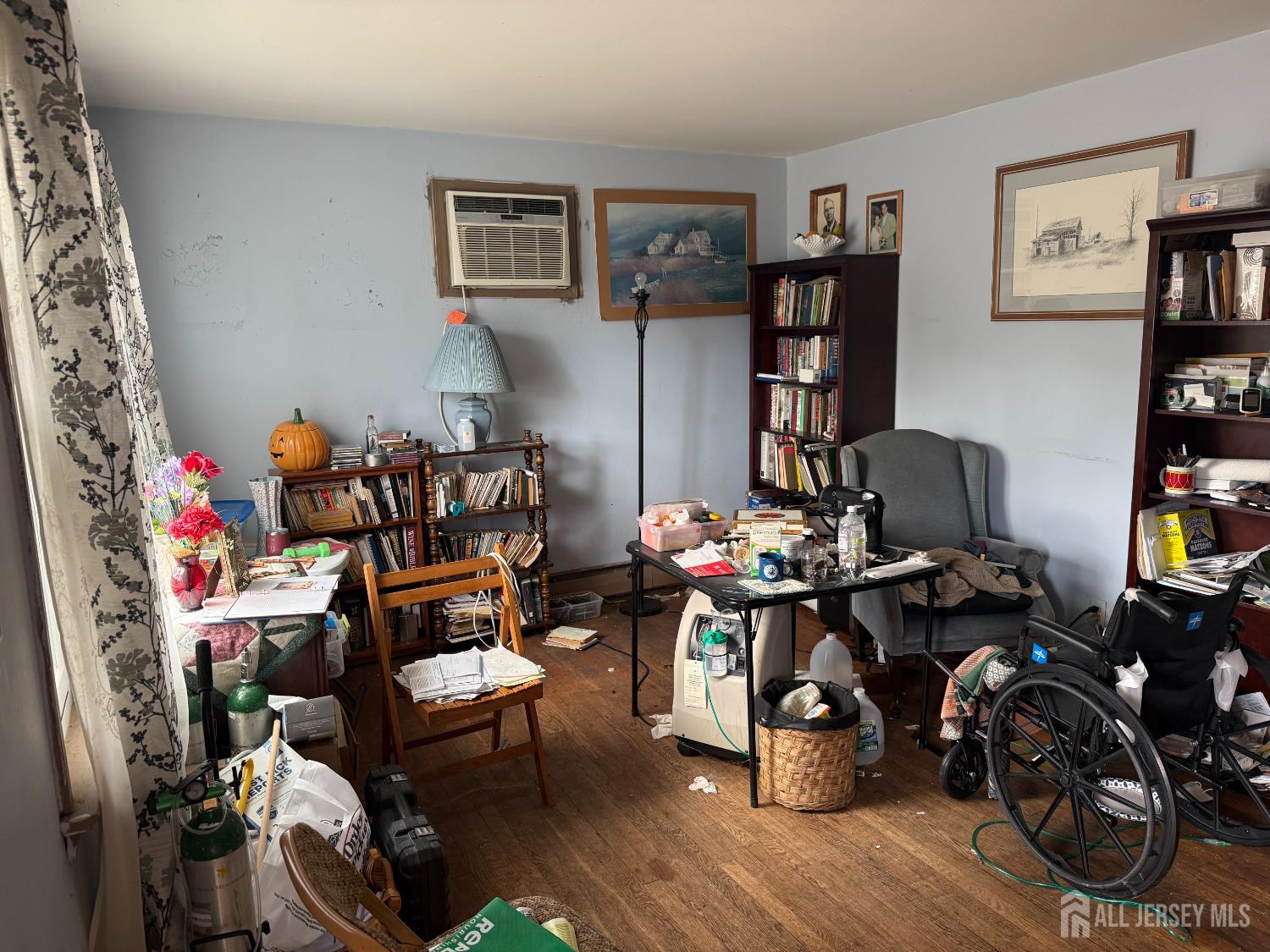 409 Giles Avenue Middlesex NJ 08846