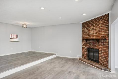 204 Hampshire Court Piscataway NJ 08854