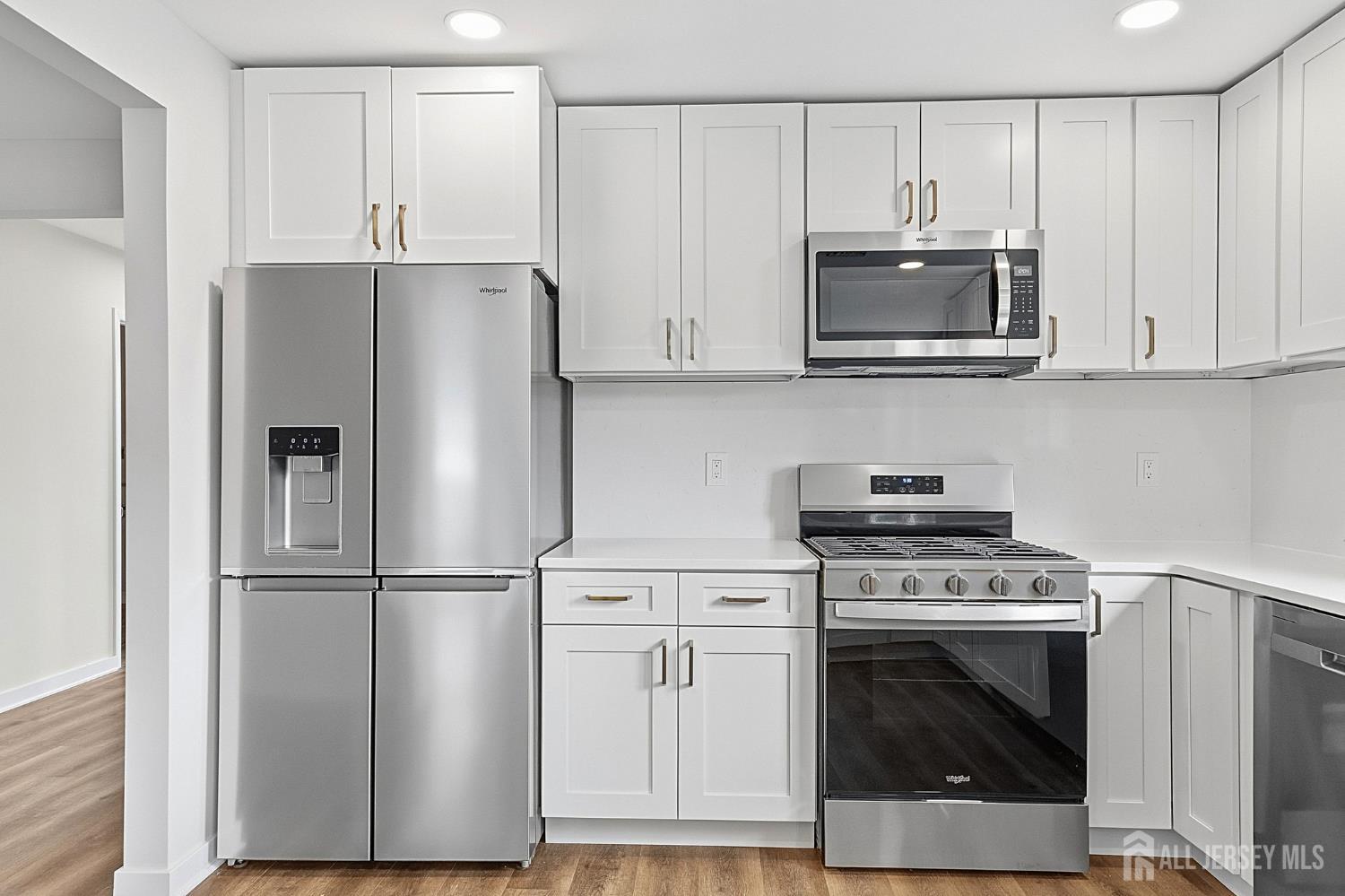 2 Kendall Drive Sayreville NJ 08859