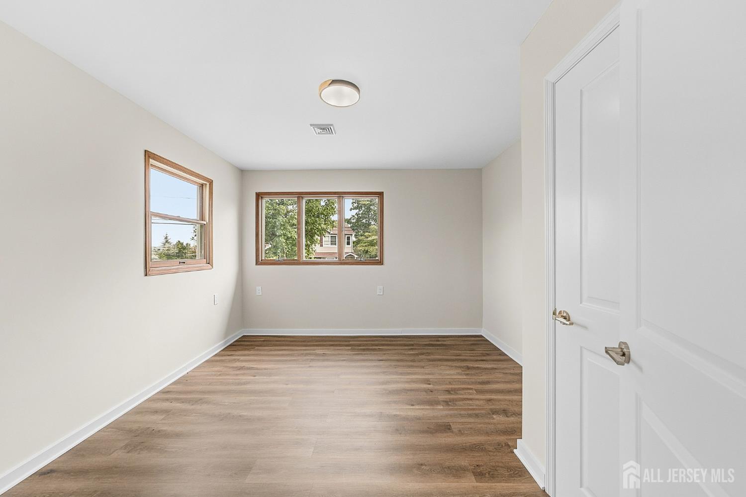 2 Kendall Drive Sayreville NJ 08859