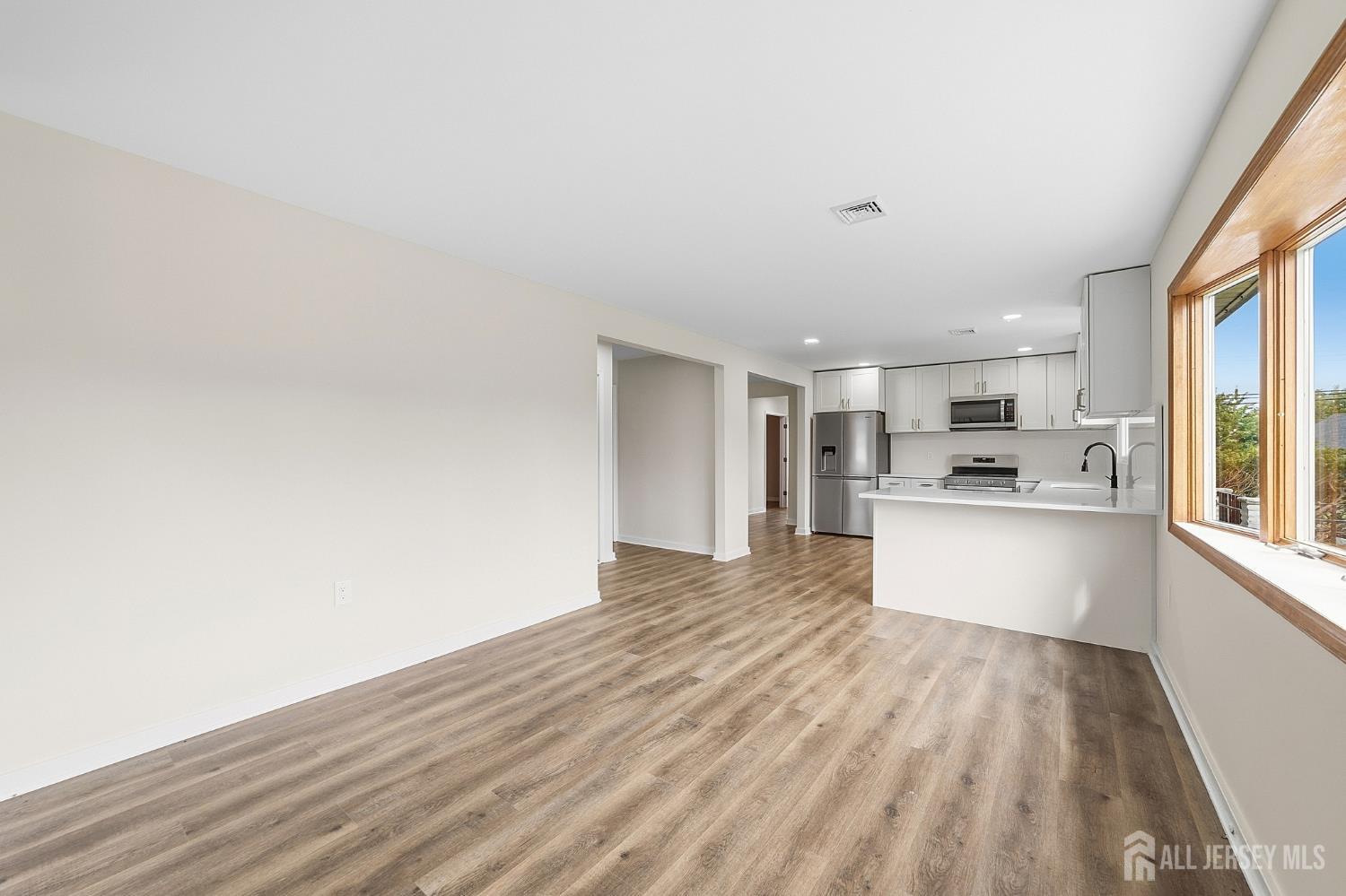2 Kendall Drive Sayreville NJ 08859