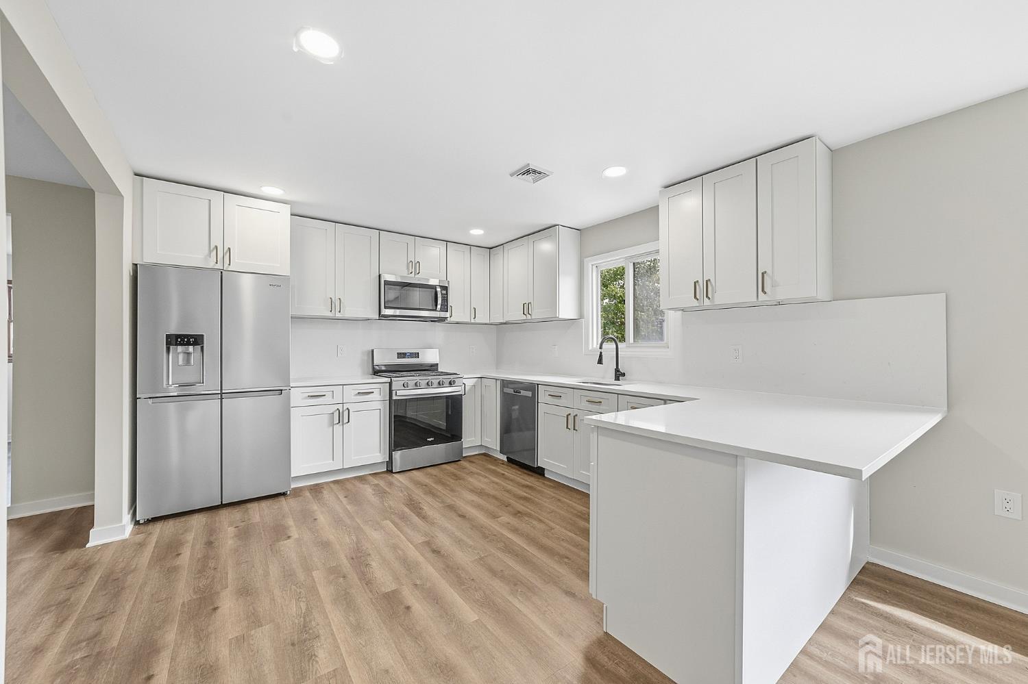 2 Kendall Drive Sayreville NJ 08859
