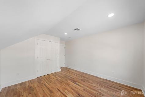 77 Green Brook Road Middlesex NJ 08846