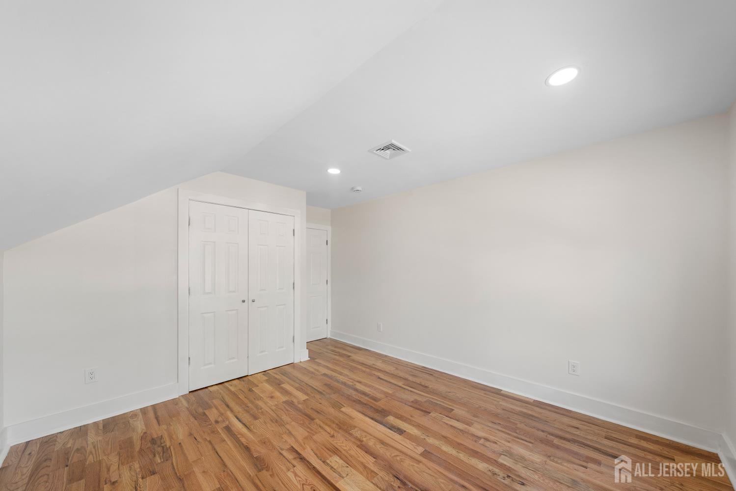 77 Green Brook Road Middlesex NJ 08846