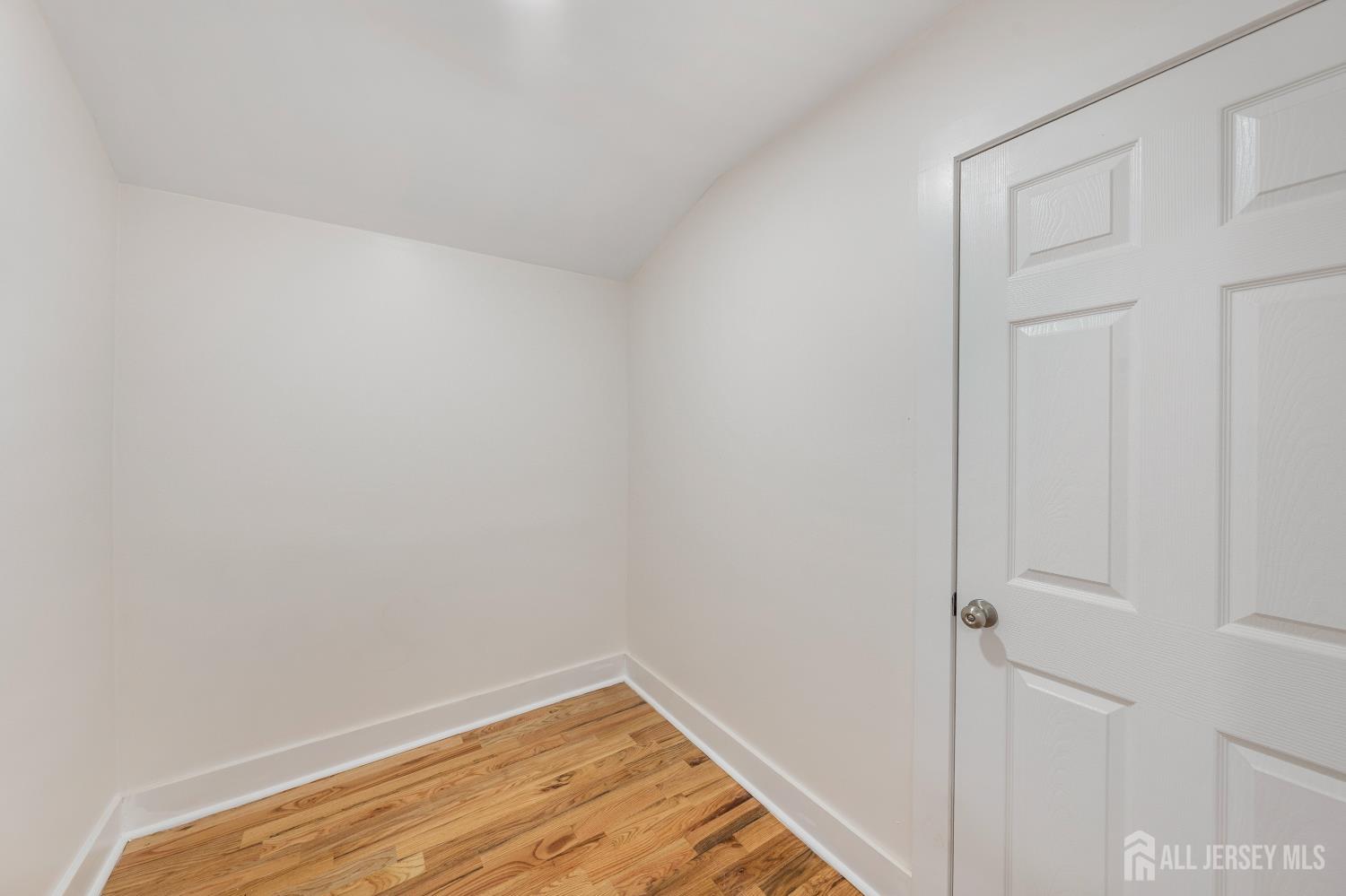 77 Green Brook Road Middlesex NJ 08846