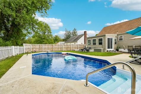 13 Spruce Avenue Bordentown Twp NJ 08505