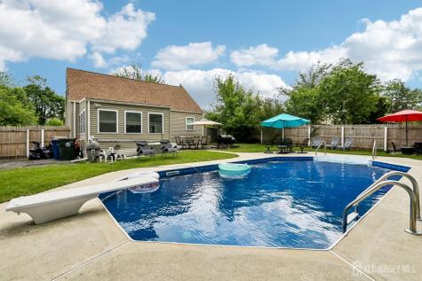 13 Spruce Avenue Bordentown Twp NJ 08505