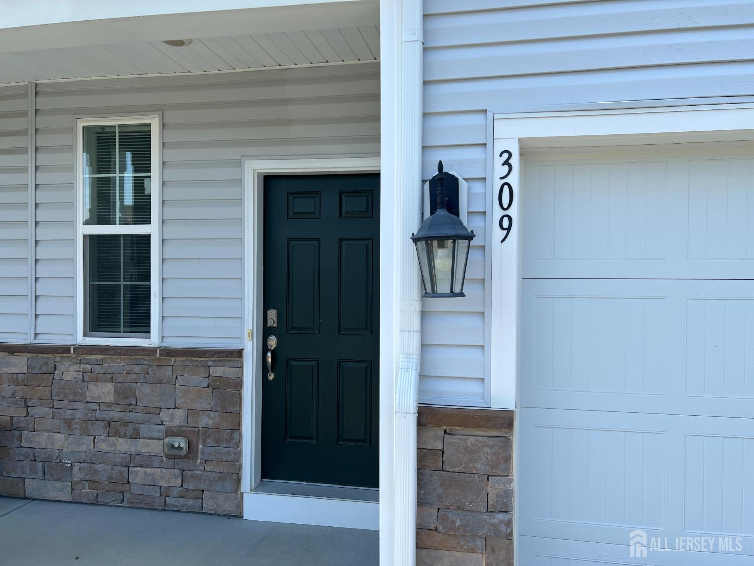 309 Mazzeo Drive Glassboro NJ 08028