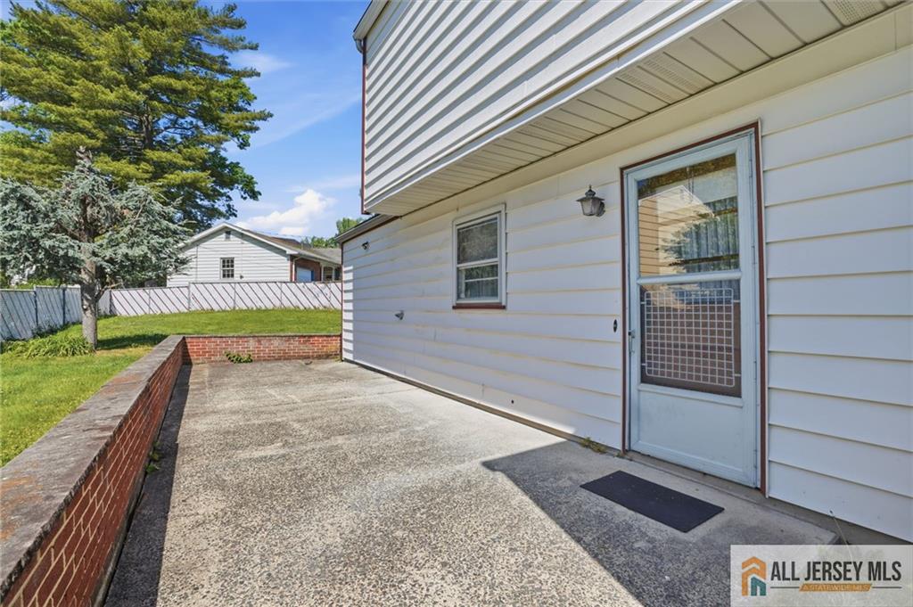 11 Reo Court Colonia NJ 07067