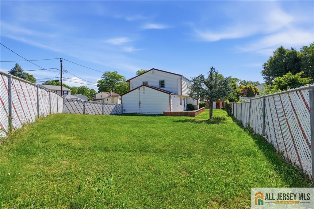 11 Reo Court Colonia NJ 07067