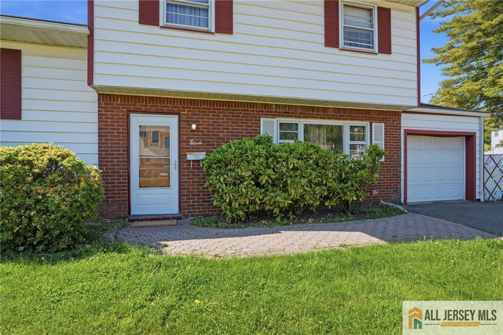 11 Reo Court Colonia NJ 07067