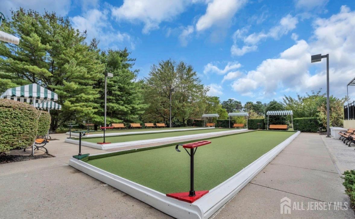 4 Summerlawn Drive Lakewood NJ 08701