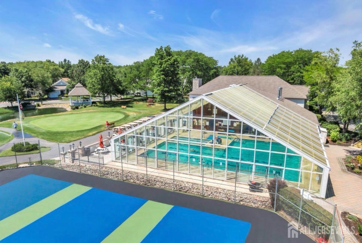 4 Summerlawn Drive Lakewood NJ 08701