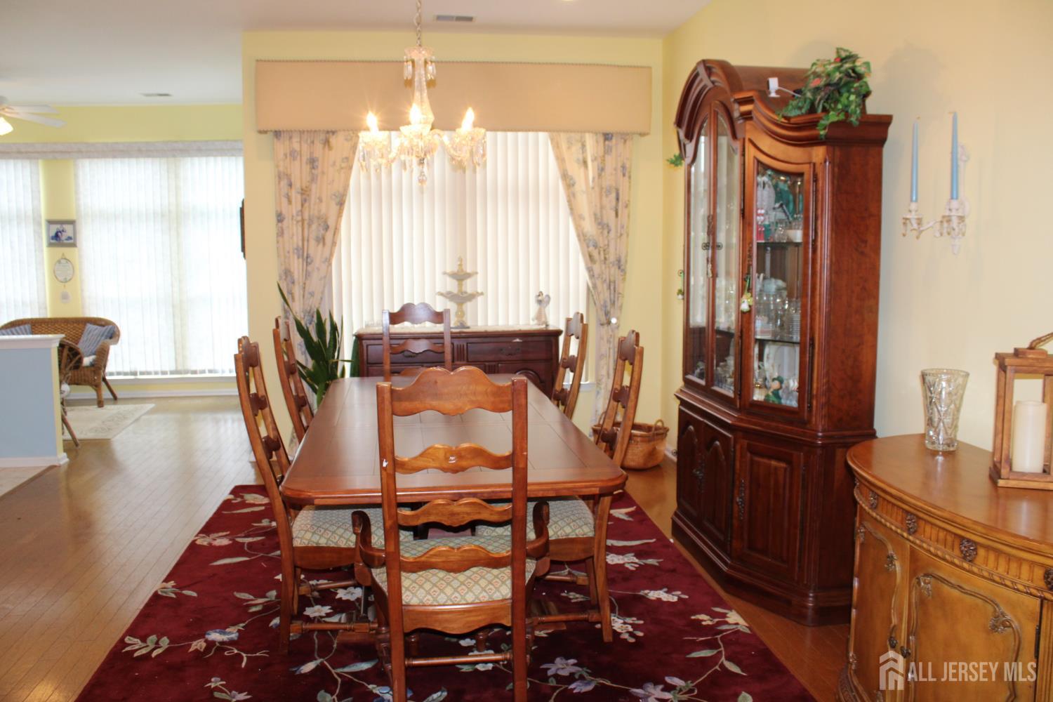 4 Summerlawn Drive Lakewood NJ 08701