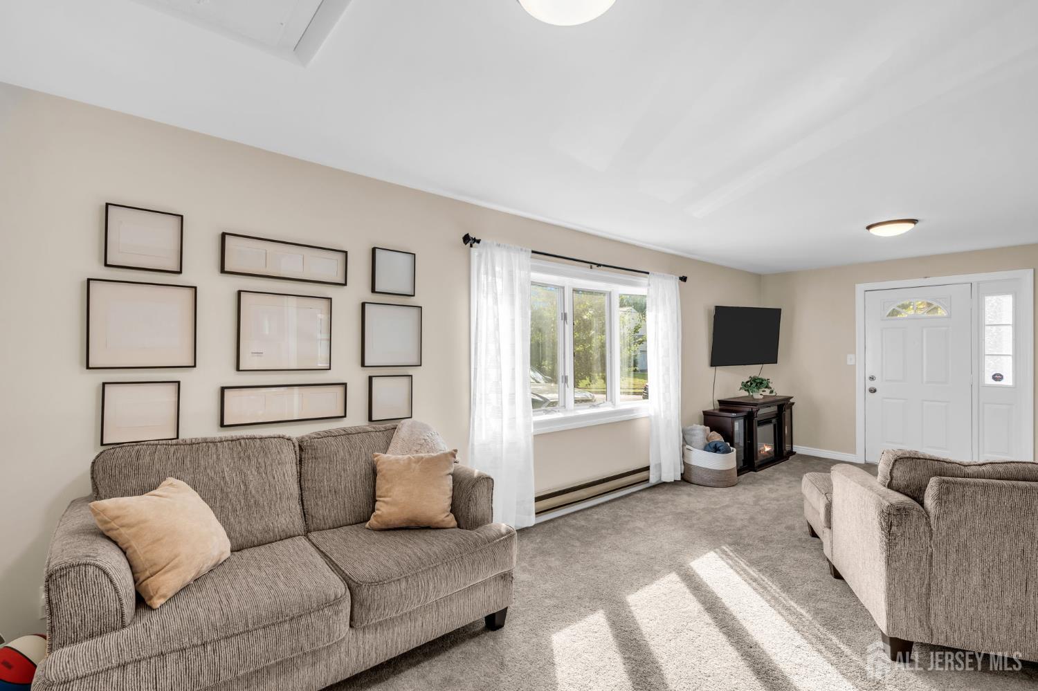 4 White Oak Road East Brunswick NJ 08816