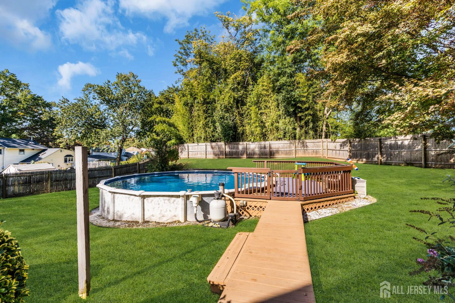 4 White Oak Road East Brunswick NJ 08816