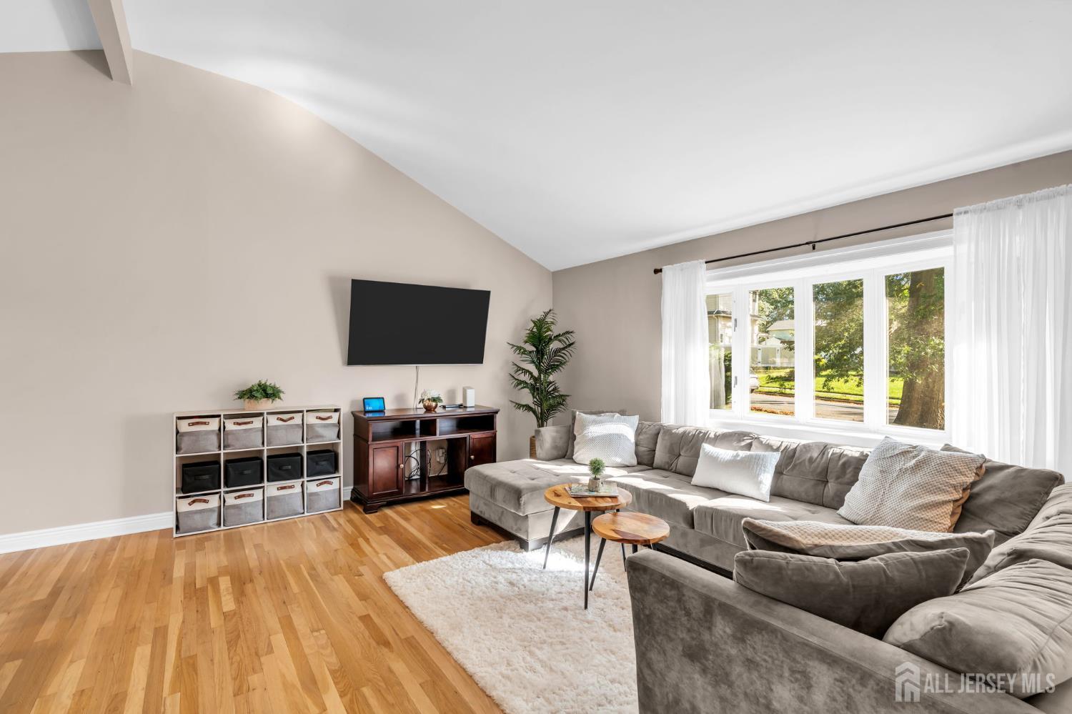 4 White Oak Road East Brunswick NJ 08816