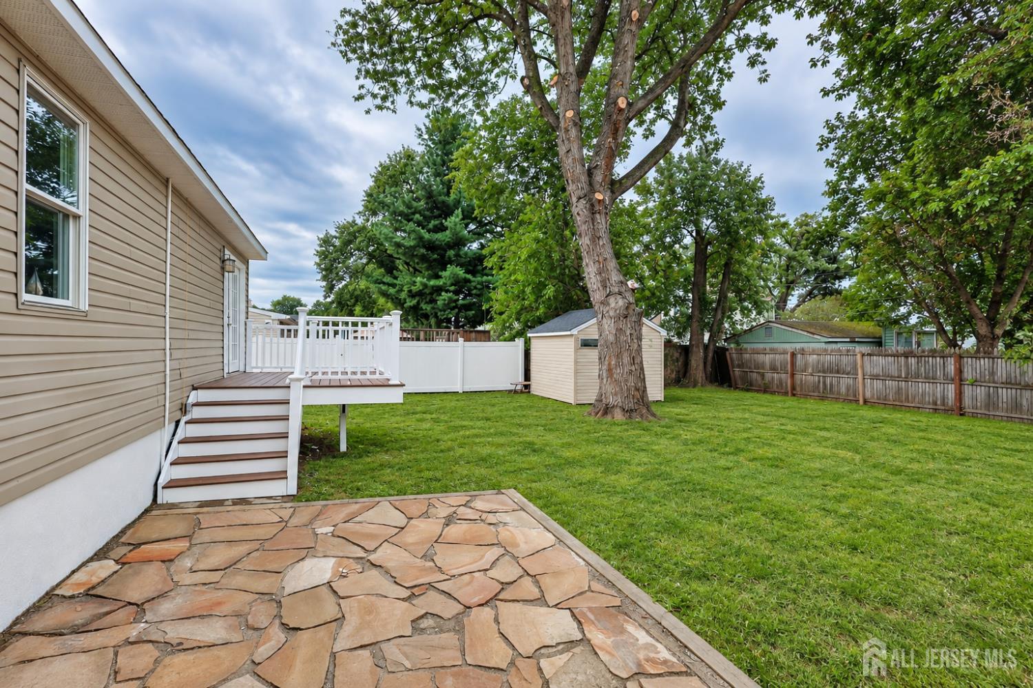856 E Concourse Aberdeen NJ 07735